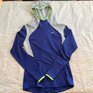 Nike Women’s Running Pullover